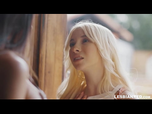❤️ Qız bir neçə ay sonra evə gəlir və sonda ögey anasının pişiyini yeyir Seks az.pornjimbo.ru