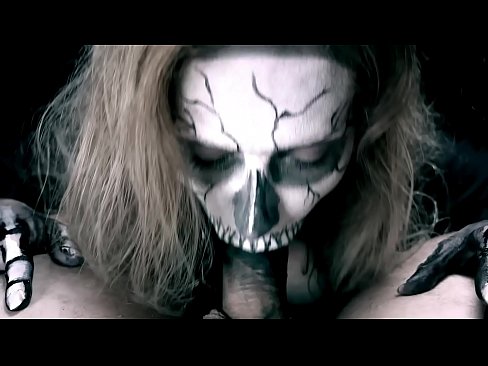 ❤️ Demon qız qara ağzı ilə xoruz əmmək və cum udmaq. Seks az.pornjimbo.ru